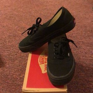 Vans Authentic ‘Black/Black’